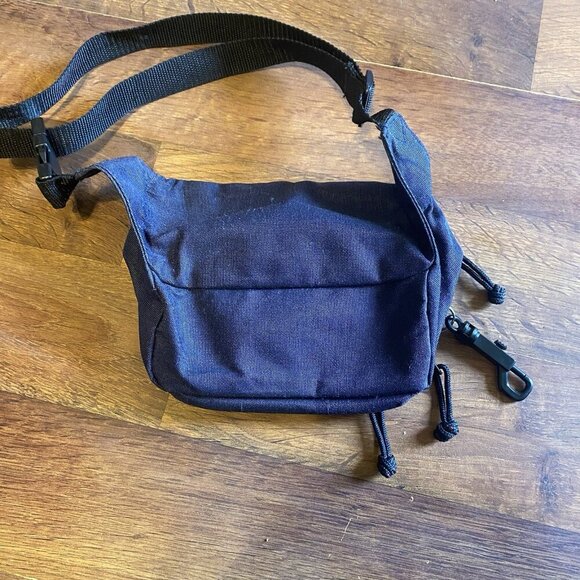 Vintage 90s Eastsport Outdoor Company 3 Pocket Waist Bag Fanny Pack Blue - Picture 2 of 2